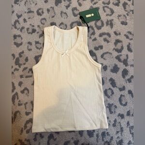 NWT Daily Drills yellow pointelle tank! Xs/s